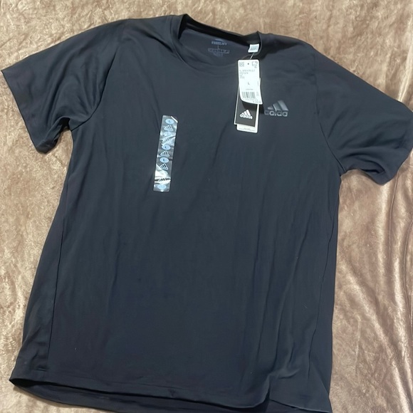 Black Adidas Shirt (Freelift) - Picture 1 of 2